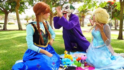 SPIDERMAN vs VENOM Frozen Elsa Bride Bad Dream w/ Princess Kidnapped by Joker in real life