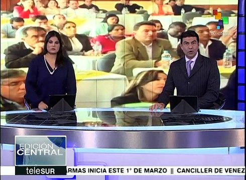 Ecuador: colectivos organizan cumbre política en apoyo a Lenin Moreno