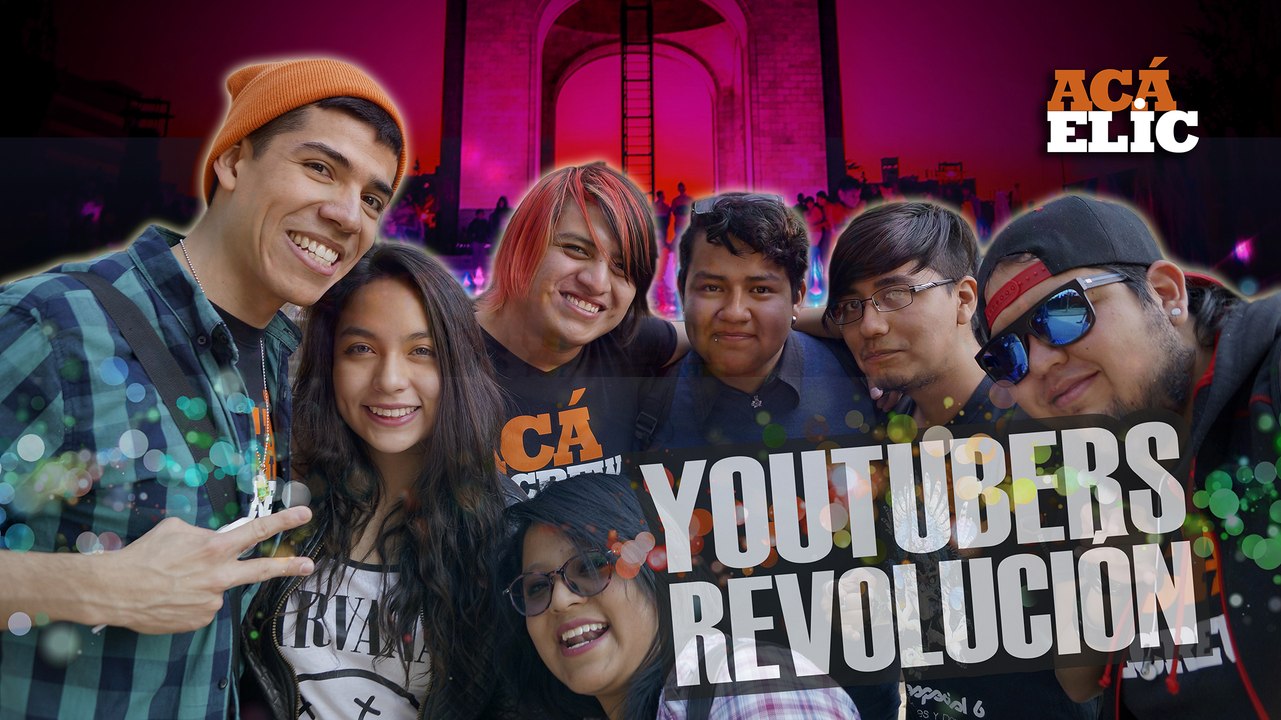 Reunión de YouTubers en el Monumento a la Revolución