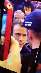 Macron se prend un oeuf sur la tête en plein salon de l'agriculture