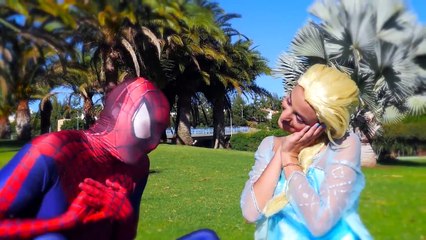 Spiderman vs Venom ! FUN Superheroes In Real Life Frozen Elsa Kiss Thor ! Spiderman Kiss M