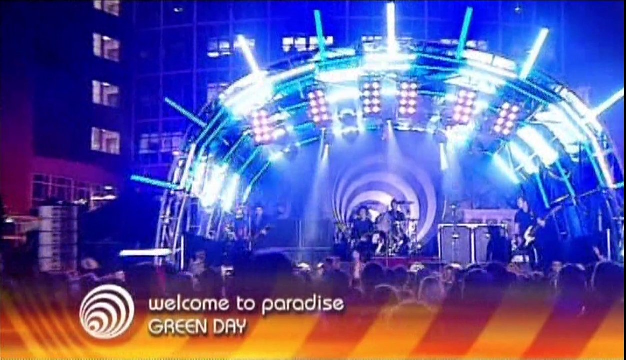 Top Of The Pops (BBC Television Centre): Green Day - Welcome To Paradise