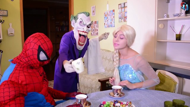 Spiderman FROZEN ELSA Maleficent w/ Spoiled gift - Spider-man vs Joker SuperHero prank