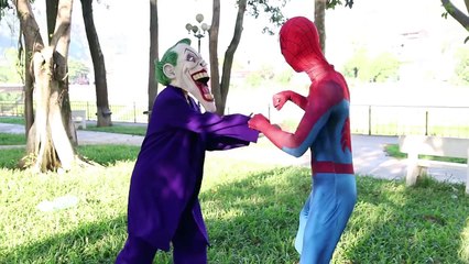 Frozen Elsa vs Spider-man ! w/Mickey Mouse vs Minie Mouse scary spider pranks in Real Life