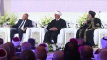 Musulmans et Chrétiens au Caire pour promouvoir la coexistence