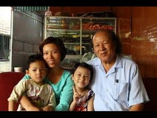 Cụ ông 80 lấy vợ kém 52 tuổi, sinh con[Tin tức mới nhất 24h]