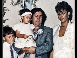 Chuyện trùm ma túy thế giới đốt 44 tỉ sưởi ấm cho con!!!