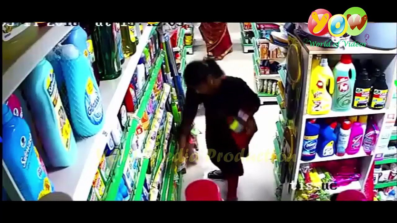 Lady Theft Catch on CCTV in Shop