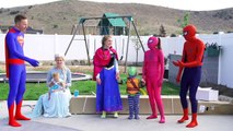 Nữ hoàng Elsa Trang điểm Prank ! Disney công chúa trong cuộc sống thực có được trang điểm