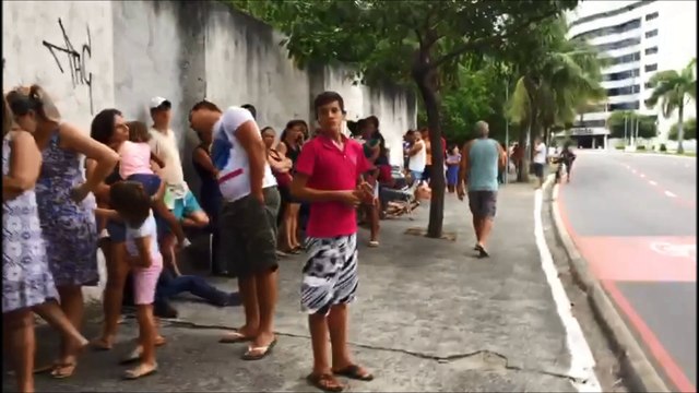 Vitória tem longas filas para vacinação contra a febre amarela