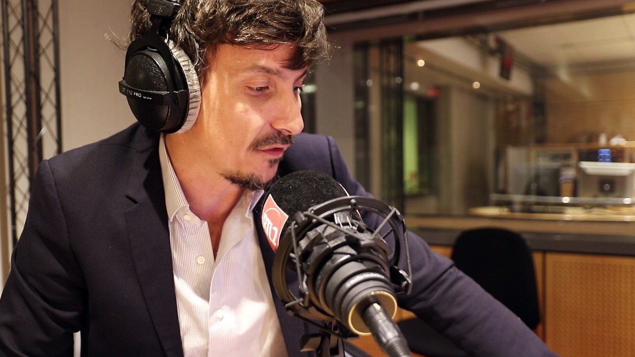 Le rêve d'Arnaud Tsamere : Stéphanie de la planète Marseille rêve de déménager dans l'espace