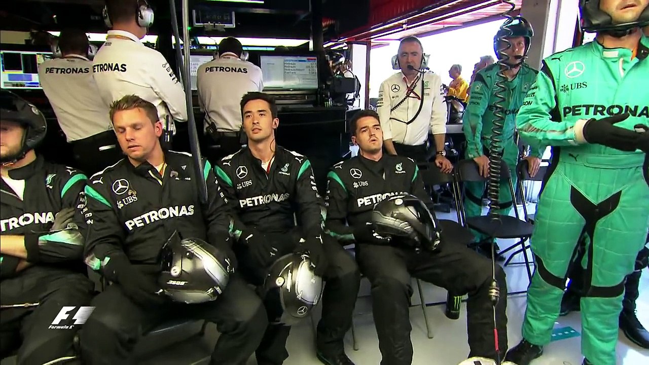 Rosberg And Hamilton Collide - Spanish Grand Prix 2016