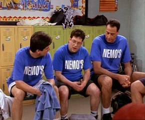 Szeretünk Raymond!  S02 22 Ray Összemegy