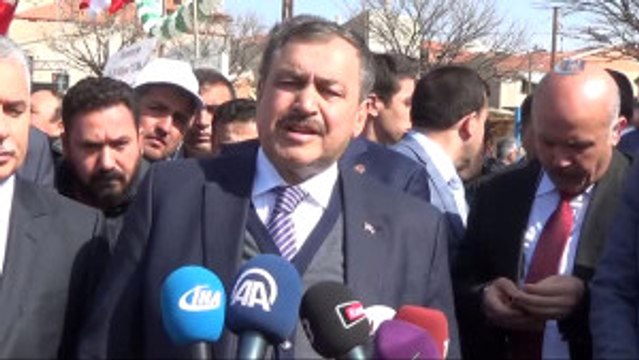 Bakan Eroğlu: (Kıbrıs'ta Yaşanan İçme Suyu Sorunu) Suyu Götürdük, Ayrıca 470 Kilometre de Kıbrıs...