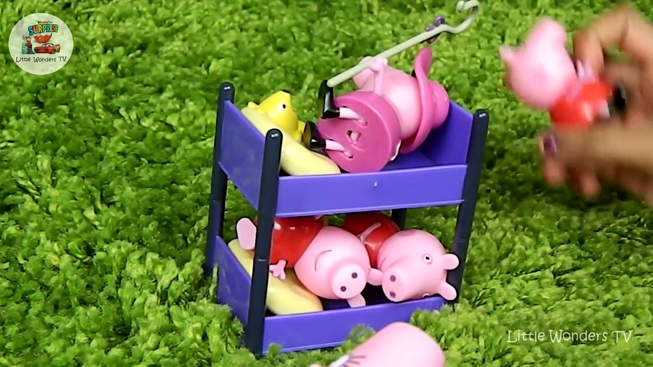 Peppa Pig Nursery Rhyme Five Little Peppa Pigs Jumping On the Bed