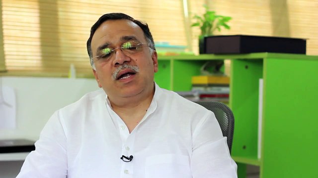 Choosing between the 1-year & 2-year MBA options