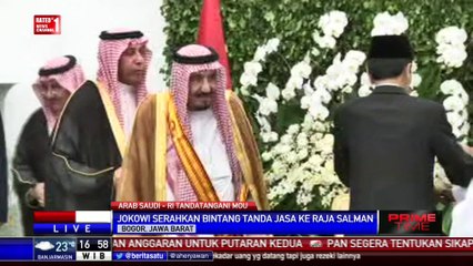 Jokowi Sematkan Penghargaan Bintang Adipurna ke Raja Salman