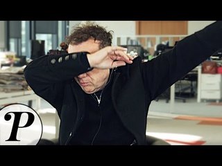 Julien Lepers lâche un DAB en pleine INTERVIEW !!