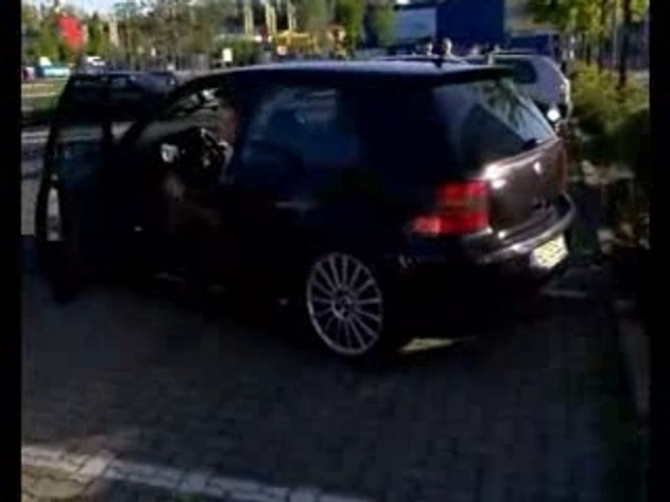 R32 Exhaust Stock (Ouvert) Vs Eip