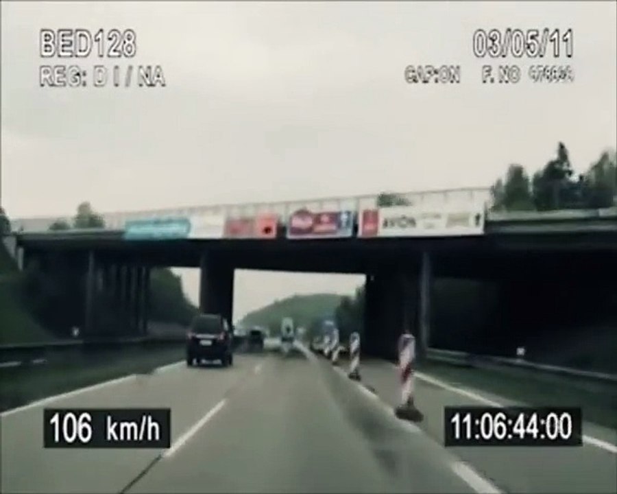 Police Pursuit Police car chase bicycle on highway in more than 100 Kmh
