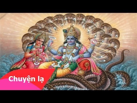 Chuyện lạ thế giới - Huyền bí phong tục thờ rắn thần cổ quái