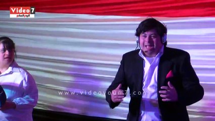 بالفيديو.. "ذوى الاحتياجات الخاصة" يعطون دروسا فى حب مصر وبكاء وتصفيق حار من الجماهير