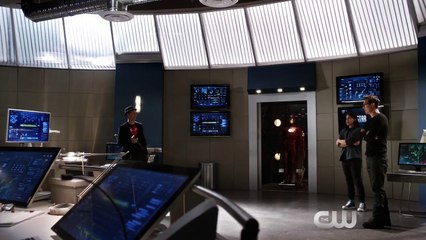 The Flash (Attack on Central City) Season 3 Episode 14 Sneak Peek