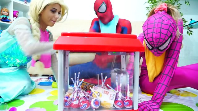 Плохое Детское питание воевать!! Jokergirl и Харли Квинн против спайдермена и Эльза ж/ милый ребенок гаревая