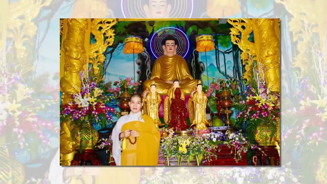 Chuyện nhân quả - Quả báo của việc ăn mặc hở hang