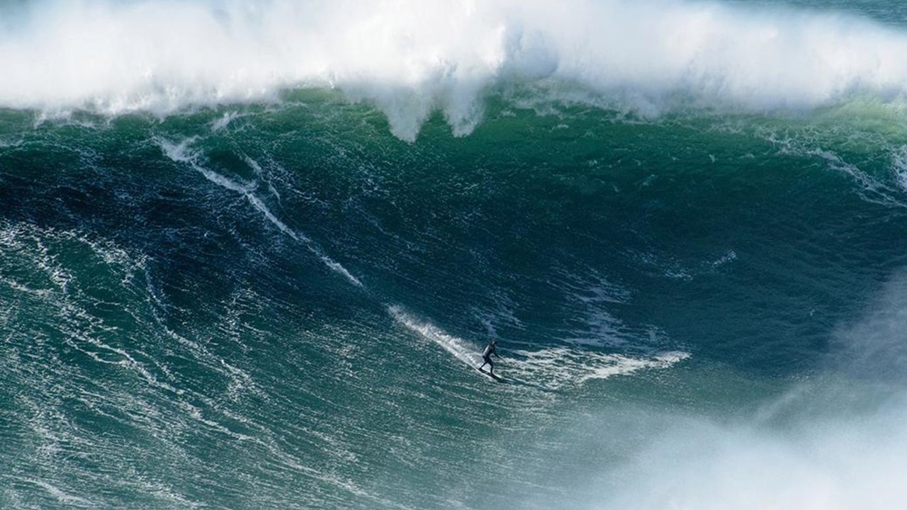 Towing into XXL Nazaré Bombs | Sessions