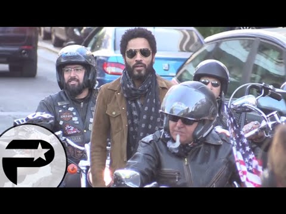 Lenny Kravitz arrive en rock star à l’émission TPMP sur D8