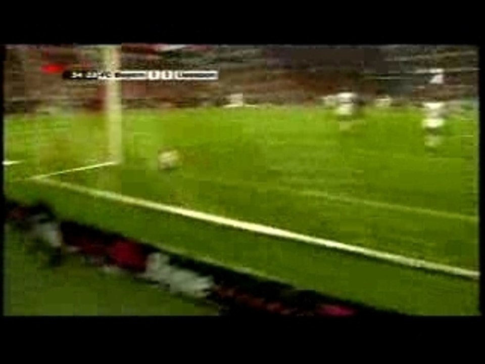 Goal by Toni - Bayern Munich vs. Belenenses Lissabon