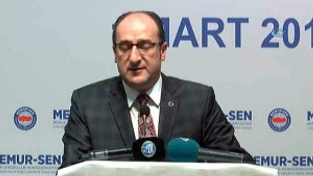 Memur-Sen Genel Başkanı Yalçın Bu Ülkenin Medya Patronu Başbakanı Pijama ile Karşılamıştır