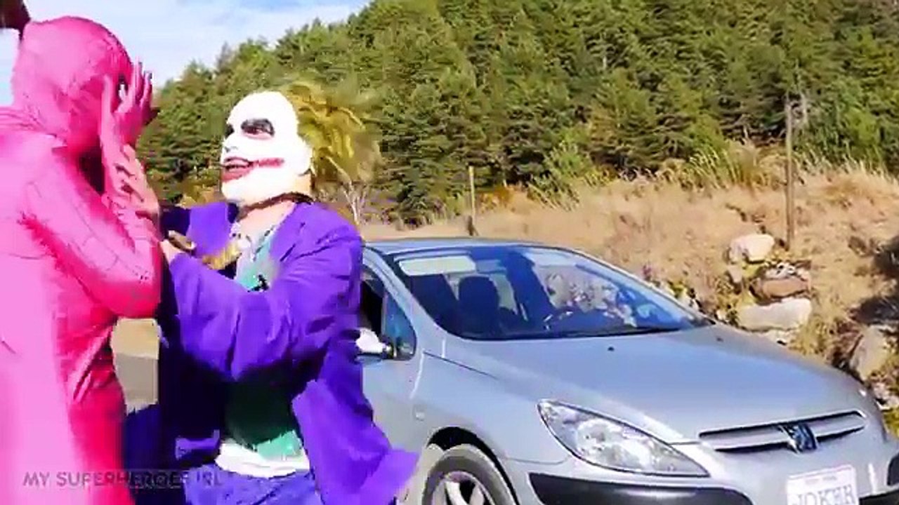 SpiderGirl Saved by Spiderman vs Joker - Pink Spidergirl Kidnapped in Car - Fun Superhero