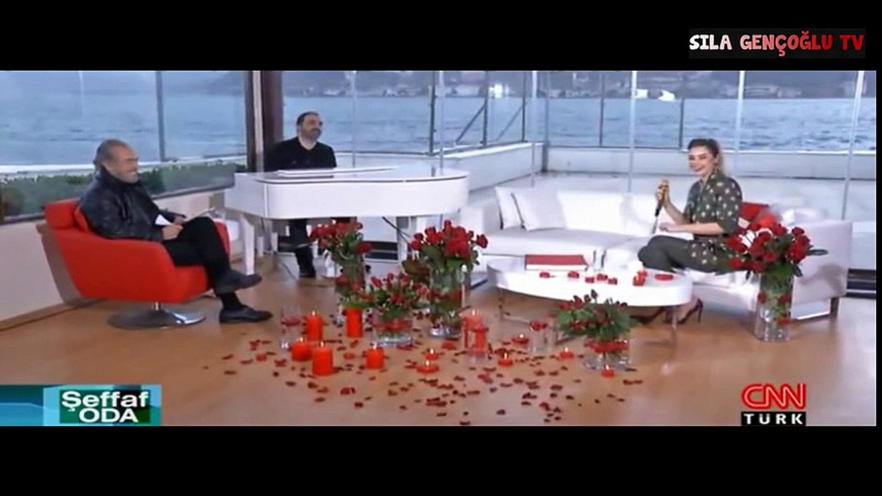 SILA - Merhabalar (Akustik // Şeffaf Oda)