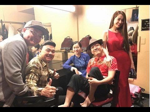 Nhã Phương diện đầm đỏ gợi cảm, làm MC cho đêm diễn của Trường Giang tại Mỹ