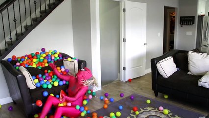 HARLEY QUINN Poo Colored Balls vs Joker GIANT LOLLIPOP Spiderman Funny Messy PRANK Superhe