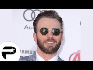 Chris Evans et Elisabteh Olsen rayonnent à la première des Avengers