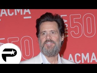 Jim Carrey arbore un nouveau look très barbu