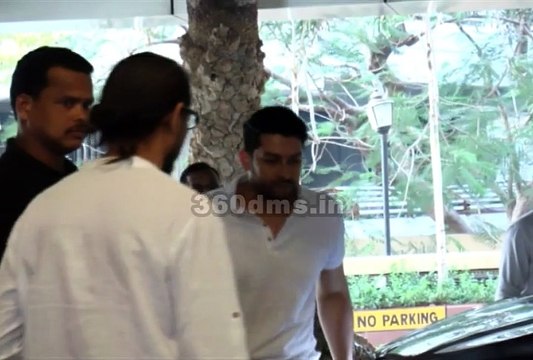 Suniel Shetty Father Death- Jackie Shroff, Sonu Sood & Others Pay Tributes