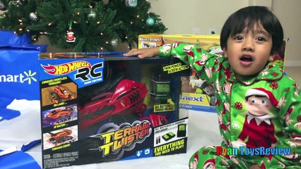 Tải video: SURPRISE TOYS OPENING CHRISTMAS PRESENTS WALMART Top Toys Chosen by Kids Ryan ToysReview