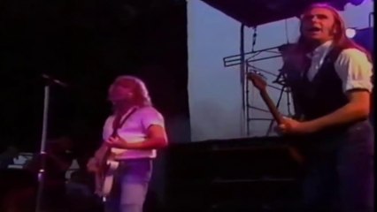 Status Quo Live - Rockin' All Over The World(Fogerty) - Milton Keynes Bowl - End Of The Road 21-7 1984