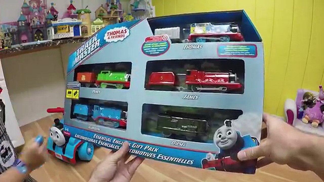 ENORME THOMAS Y sus AMIGOS NAUFRAGIO RIELES de TREN de JUGUETE CONJUNTO Grande de Huevos Sorpresas de la Apertura de Thomas Tra