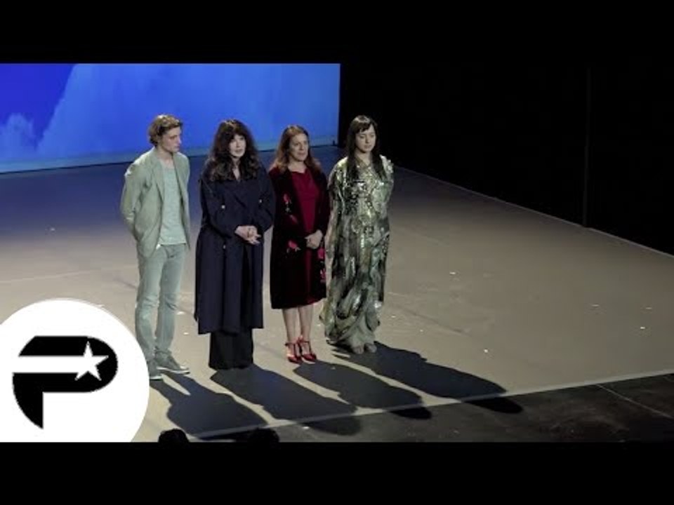 Isabelle Adjani, très émue : 'Je suis Charlie, je suis juive, je suis musulmane'