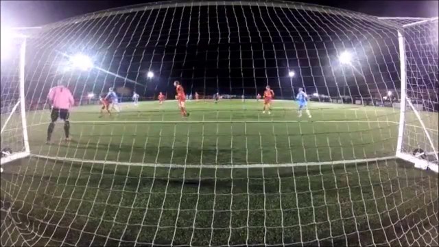 Ce goal fait un arret absolument miraculeux - D9 anglaise !