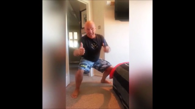 Il fait une blague à sa femme ! Bim, électrocution