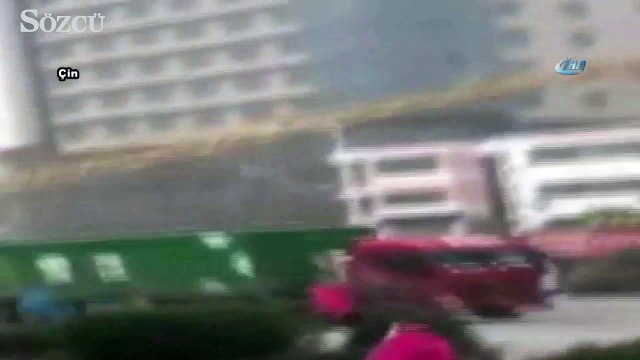 Dev vinç böyle devrildi