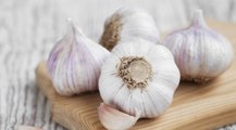 7 Surprising Health Benefits Of Garlic-Natural Home Cures