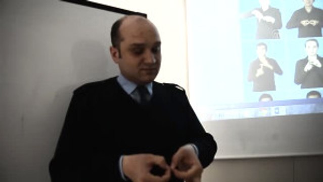 Polislere Işaret Dili Eğitimi