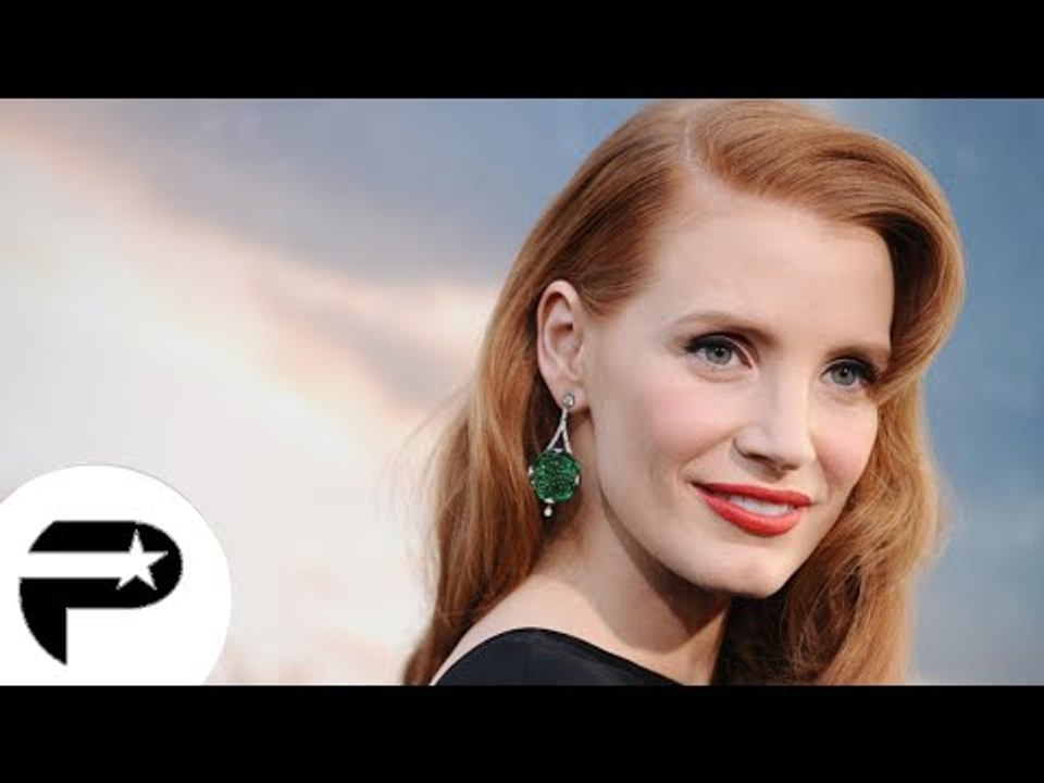 Jessica Chastain et Anne Hathaway sensuelles à la première d'Interstellar